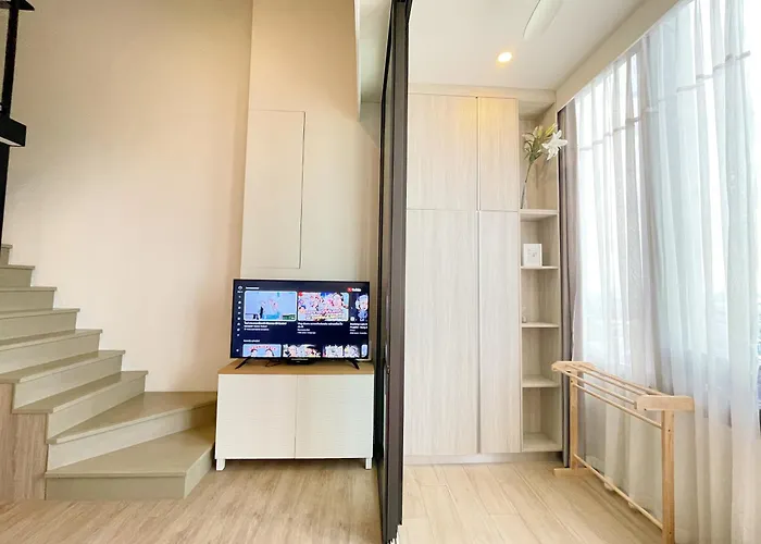 2514 Bts Onnut Siamese 87 Two Bedroom Apartment